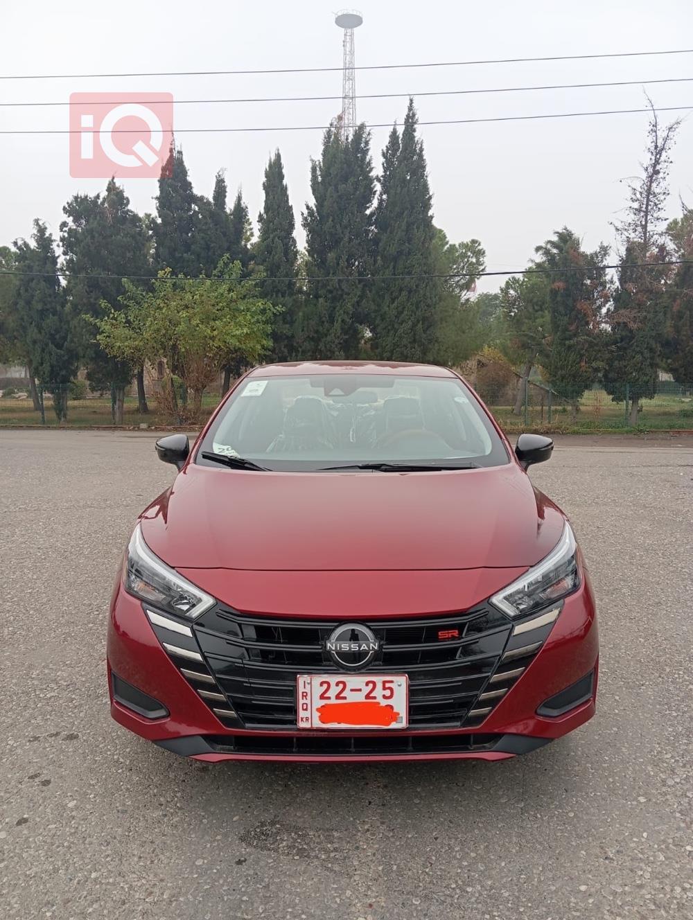 نيسان فيرسا